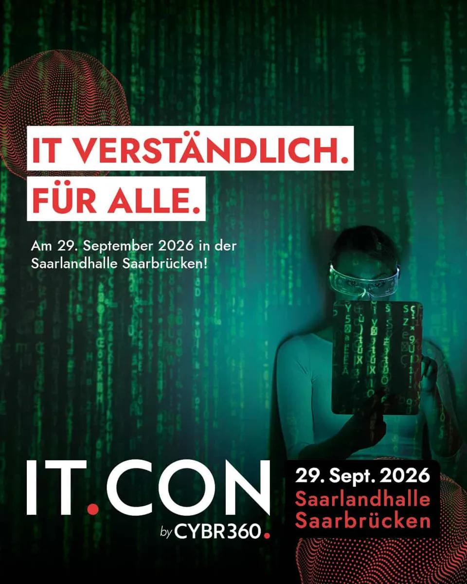 Kampagnenmotiv der IT.CON „IT verständlich. Für alle.“ mit Person vor grünem Matrix-Code