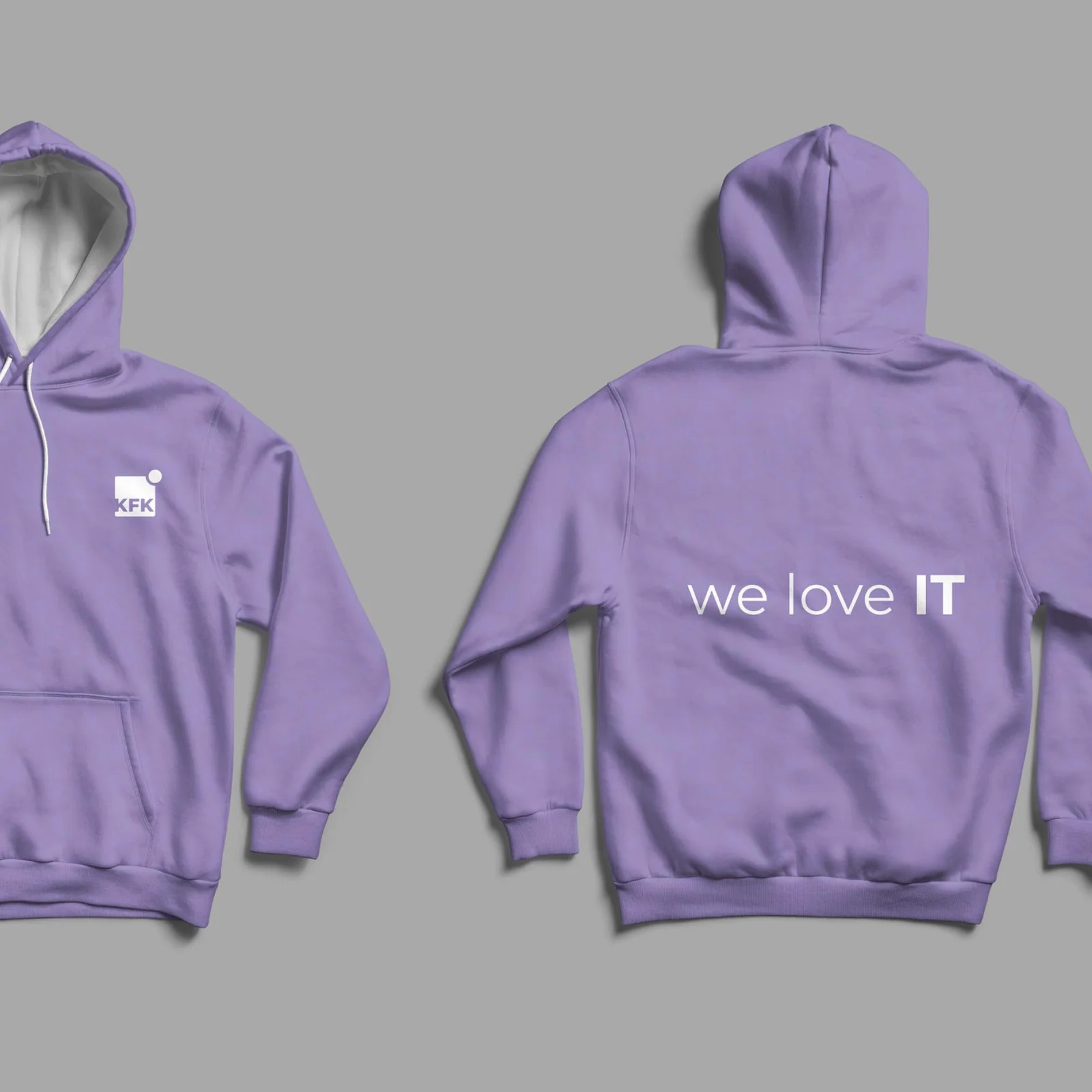 Lila Kapuzenpullover mit KFK-Logo vorn und „we love IT“ auf dem Rücken