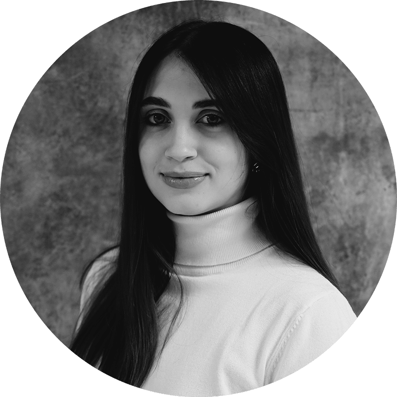 Olena Kurhanska aus dem Team von marketing thom in Völklingen, Porträt in Schwarz-Weiß